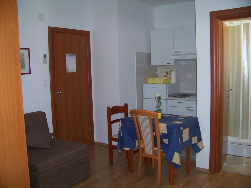 פודסטראנה Apartments Bozikovic חדר תמונה