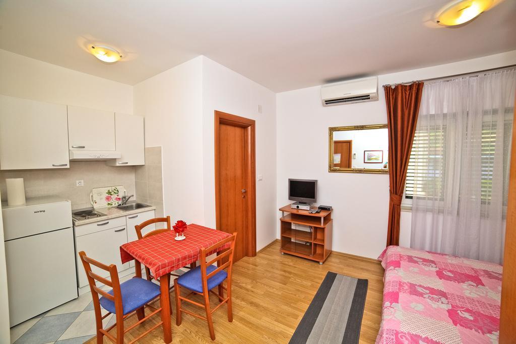 פודסטראנה Apartments Bozikovic חדר תמונה