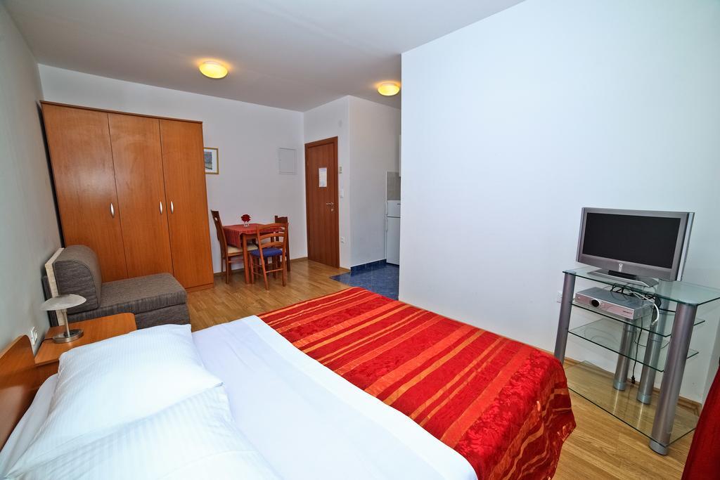 פודסטראנה Apartments Bozikovic מראה חיצוני תמונה